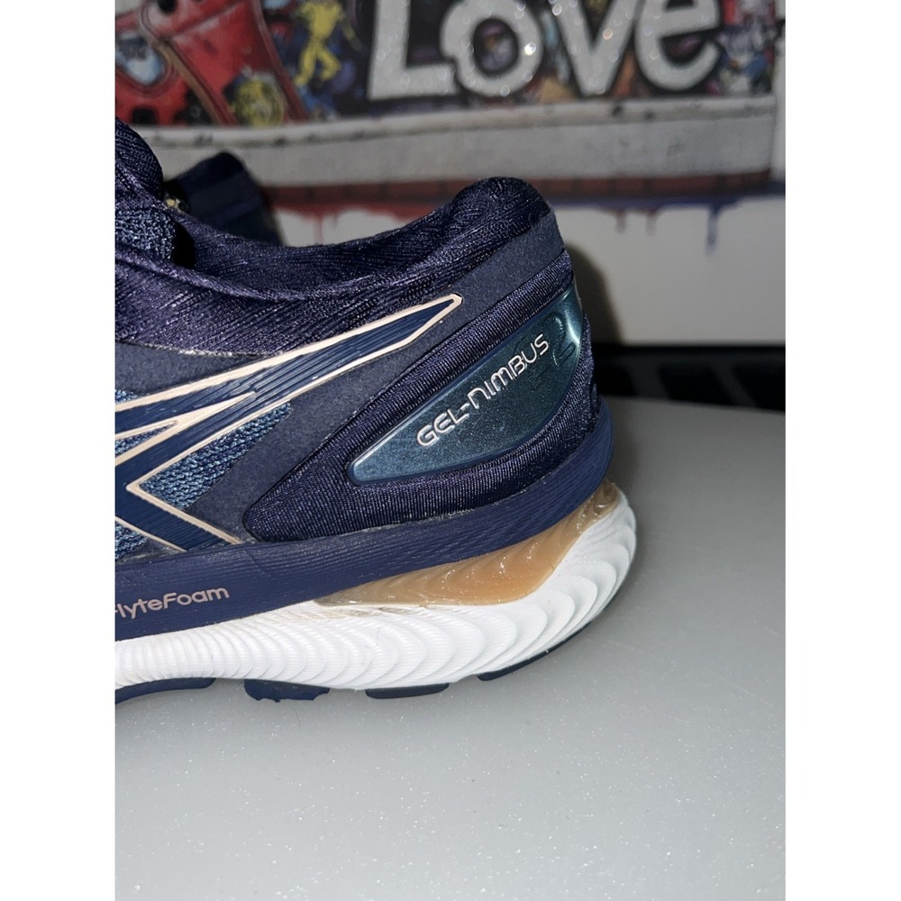 Asics Gel-Nimbus 22 Midnight Blue Gold Running Shoes 1012A587 Womens 6.5 - Picture 4 of 14